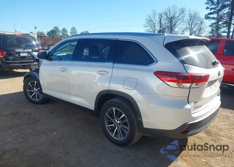2019 Toyota Highlander Xle from USA, damaged, VIN 5TDKZRFH3KS554617